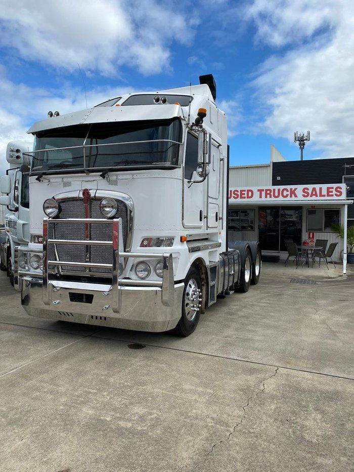 2018 Kenworth K200 White