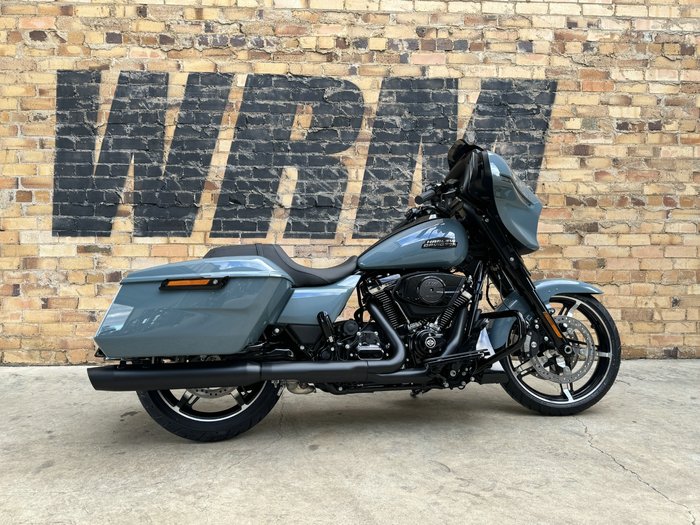 2023 HARLEY-DAVIDSON STREET GLIDE (FLHX) ROAD SHARKSKIN BLUE
