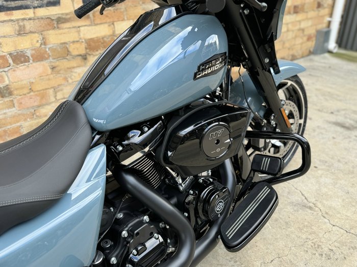 2023 HARLEY-DAVIDSON STREET GLIDE (FLHX) ROAD SHARKSKIN BLUE