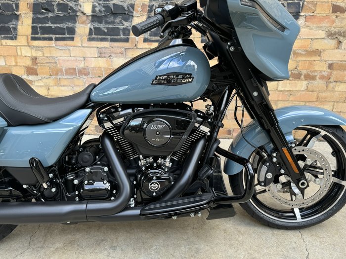 2023 HARLEY-DAVIDSON STREET GLIDE (FLHX) ROAD SHARKSKIN BLUE