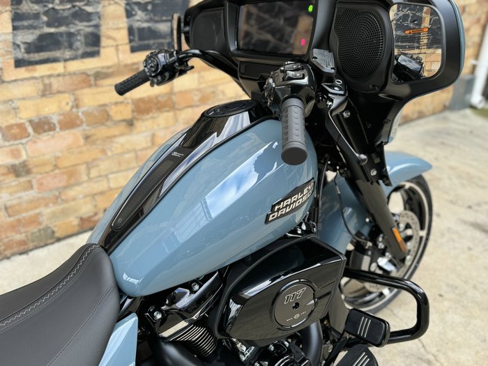 2023 HARLEY-DAVIDSON STREET GLIDE (FLHX) ROAD SHARKSKIN BLUE