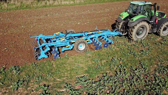 0 Farmet Triton Heavy 300P Combined Disc And Tyne Cultivator BLUE