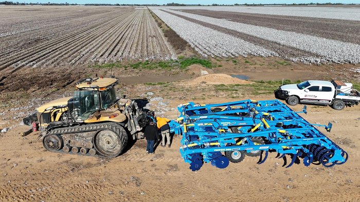 0 Farmet Triton Heavy 660Ps Combined Disc And Tyne Cultivator BLUE