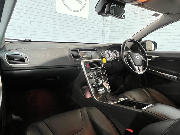 2013 Volvo V60 T4 MY13 Black Sapphire