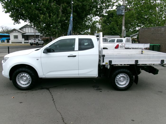 2020 ISUZU D-MAX SX (4x4)