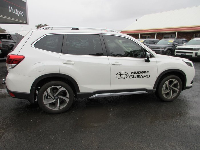 2023 Subaru Forester 2.5i-S