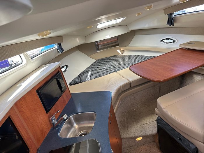 2005 Bayliner 275 SPORTS CRUISER