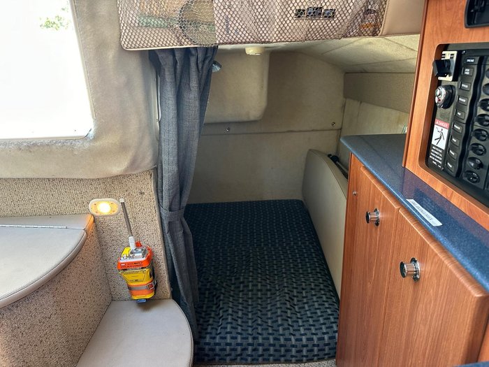 2005 Bayliner 275 SPORTS CRUISER