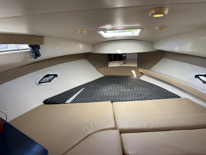 2005 Bayliner 275 SPORTS CRUISER