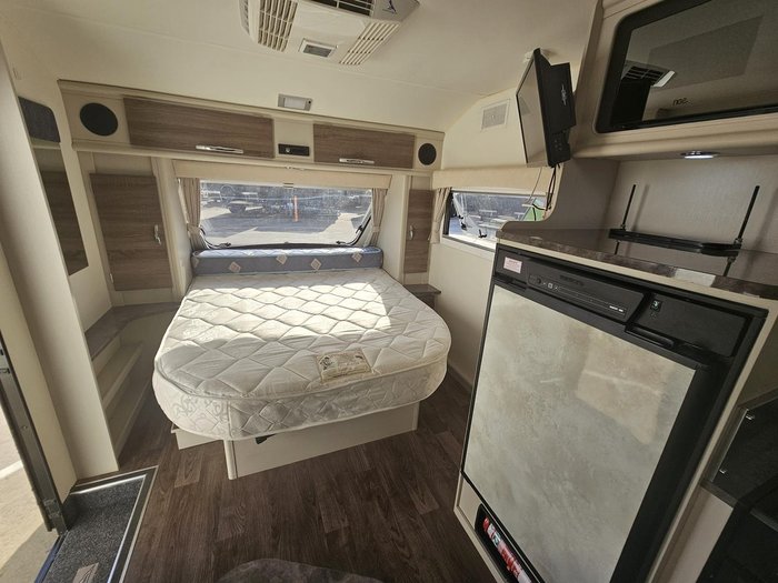2017 Jurgens Skygazer J2207