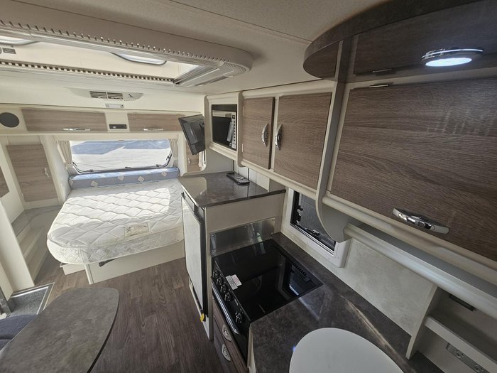2017 Jurgens Skygazer J2207