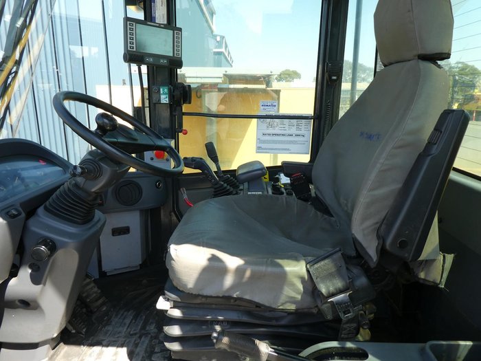 2019 Komatsu Wa200pz-6 YELLOW