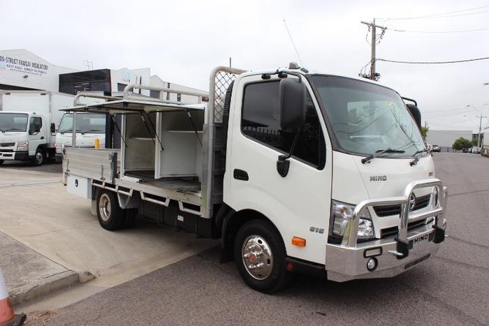 2016 Hino 300 616 616 AUTO WHITE