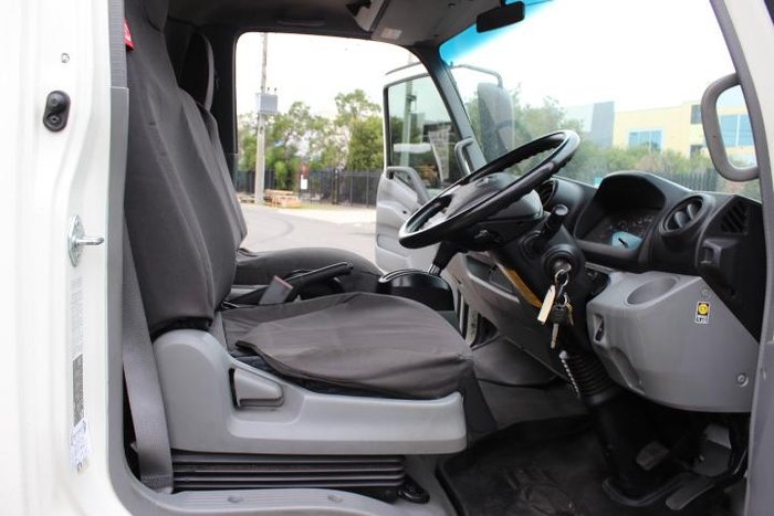 2016 Hino 300 616 616 AUTO WHITE