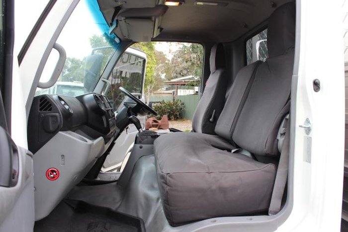 2016 Hino 300 616 616 AUTO WHITE
