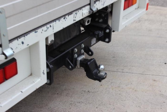 2016 Hino 300 616 616 AUTO WHITE