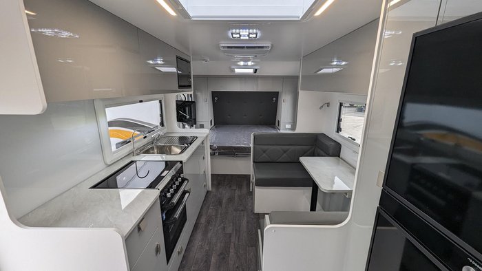 2024 JB Caravans 20'6