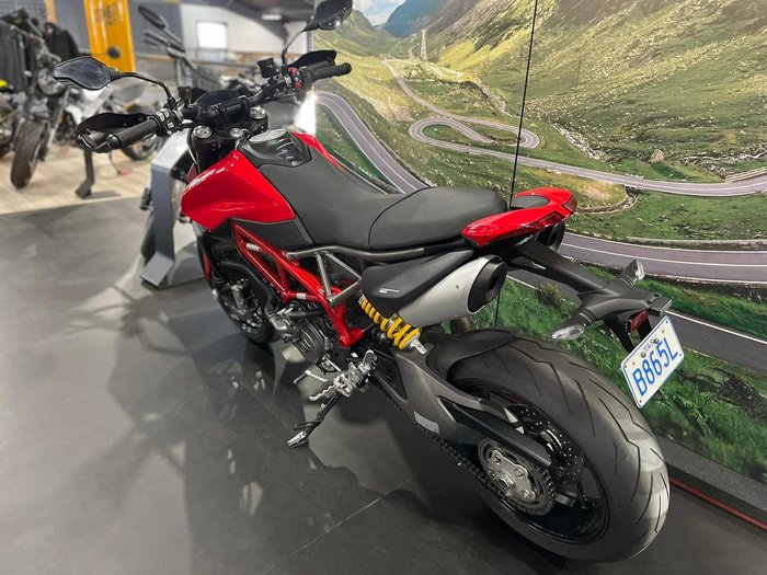 2022 Ducati Hypermotard 950 Hypermotard Red