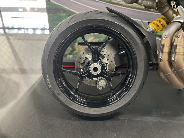 2022 Ducati Hypermotard 950 Hypermotard Red