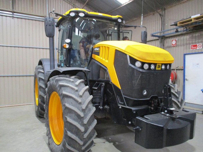 2019 JCB 8330 Fastrac Yellow