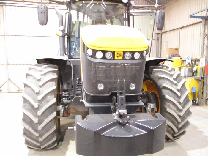 2019 JCB 8330 Fastrac Yellow