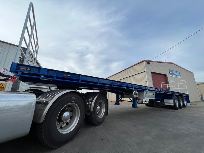 2025 Beavertail 30 Ft Tri Axle Flat Top Trailer
