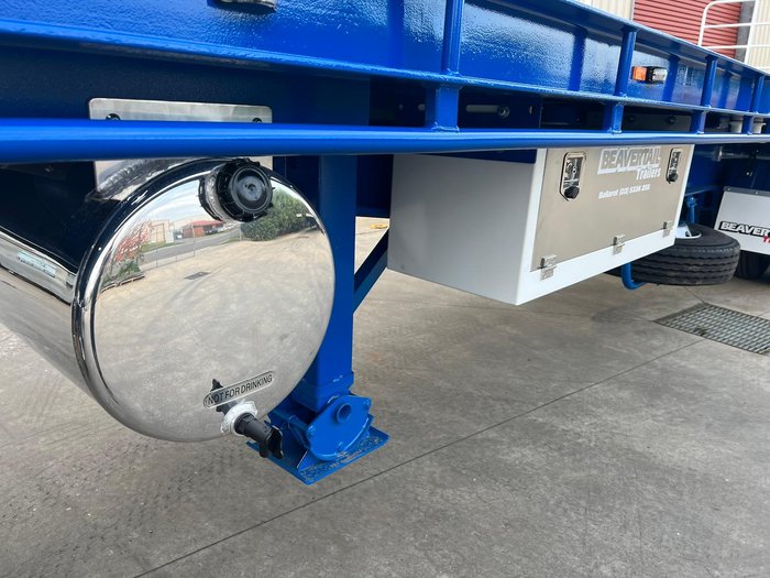 2025 Beavertail 30 Ft Tri Axle Flat Top Trailer