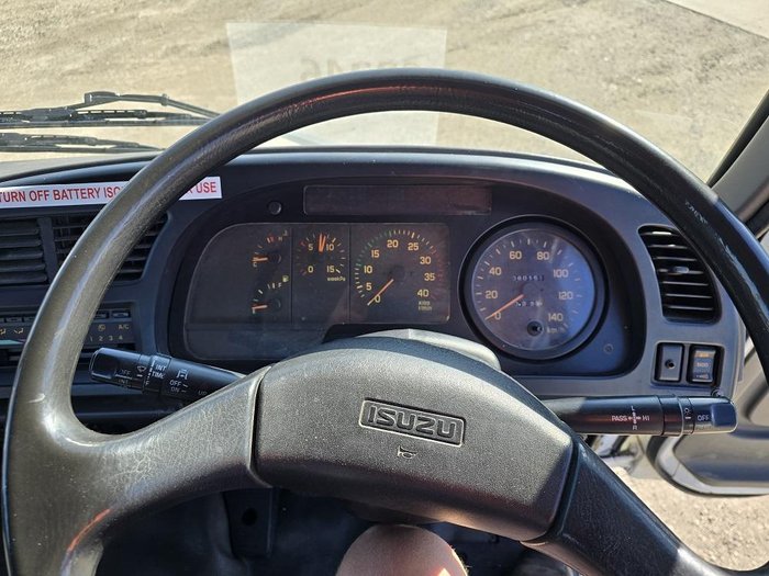 2002 Isuzu Fvr 950 White