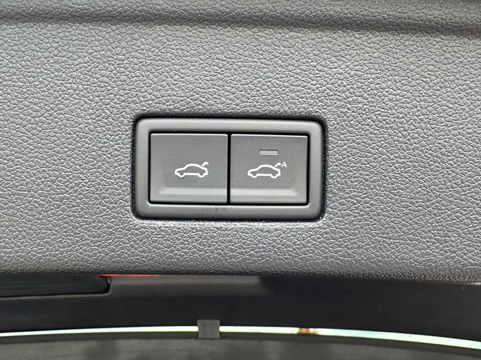 2025 Volkswagen Touareg 210TDI R-Line