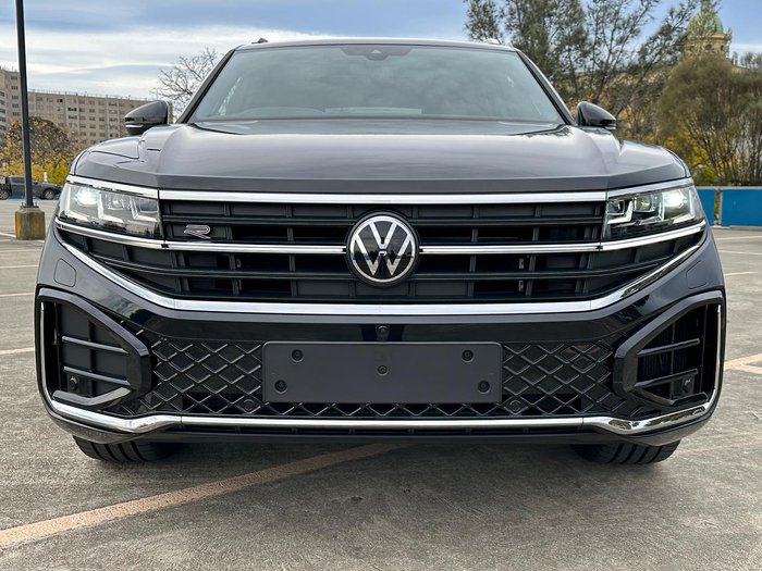 2025 Volkswagen Touareg 210TDI R-Line