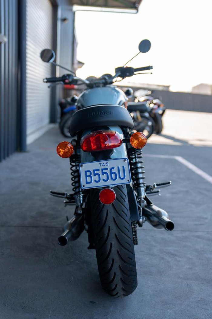 2023 Triumph Bonneville T100 (900cc) Bonneville Blue