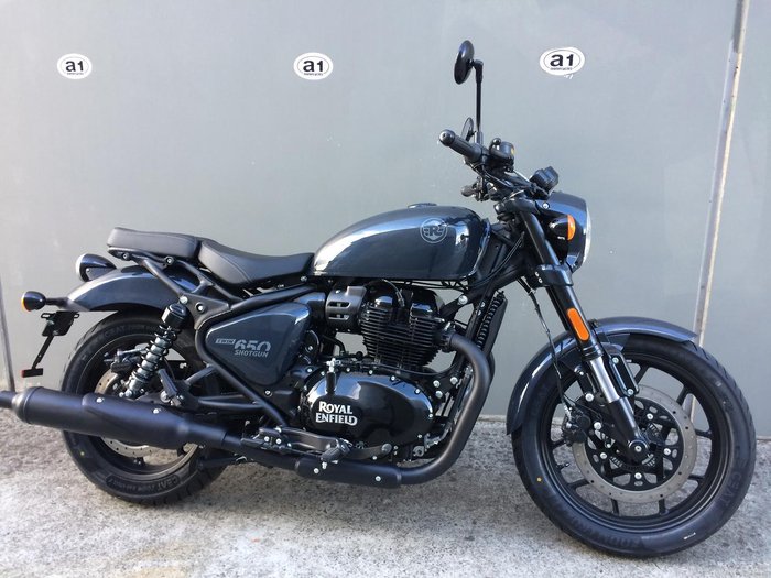 2025 Royal Enfield Shotgun 650 