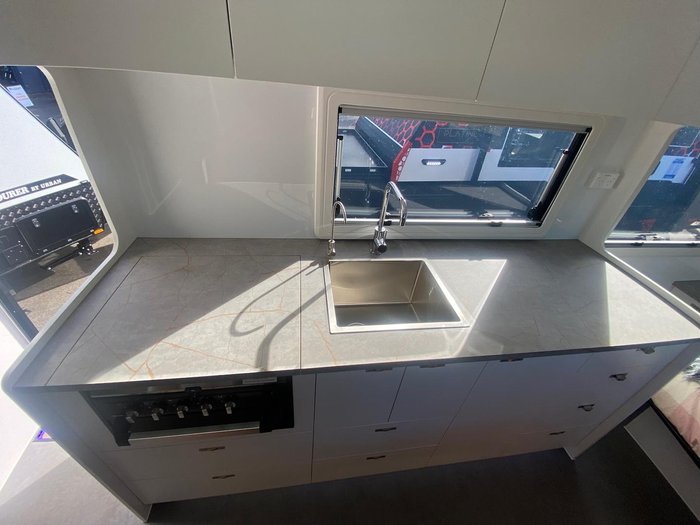 2025 Urban Caravans X-Terrian Club Lounge