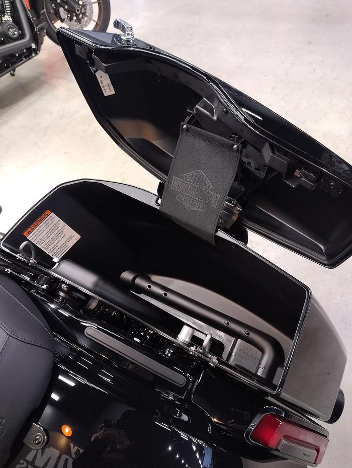 2025 Harley-Davidson Street Glide 117 (FLHX) Touring Black