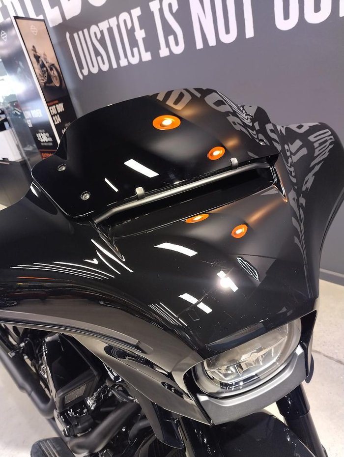 2025 Harley-Davidson Street Glide 117 (FLHX) Touring Black