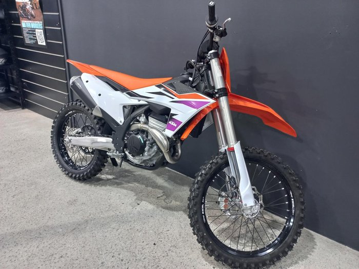 2024 KTM 350 SX-F SX-F Orange