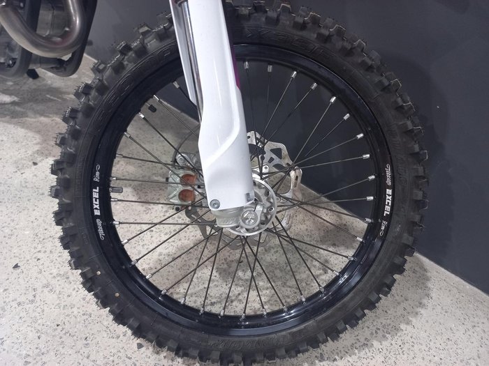 2024 KTM 350 SX-F SX-F Orange