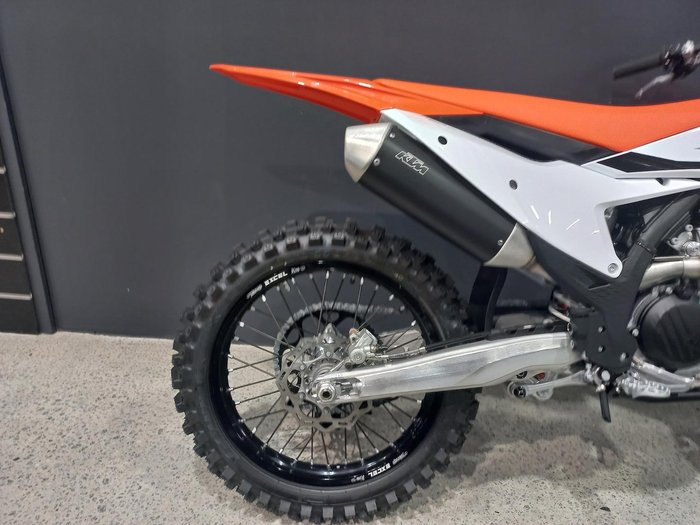 2024 KTM 350 SX-F SX-F Orange