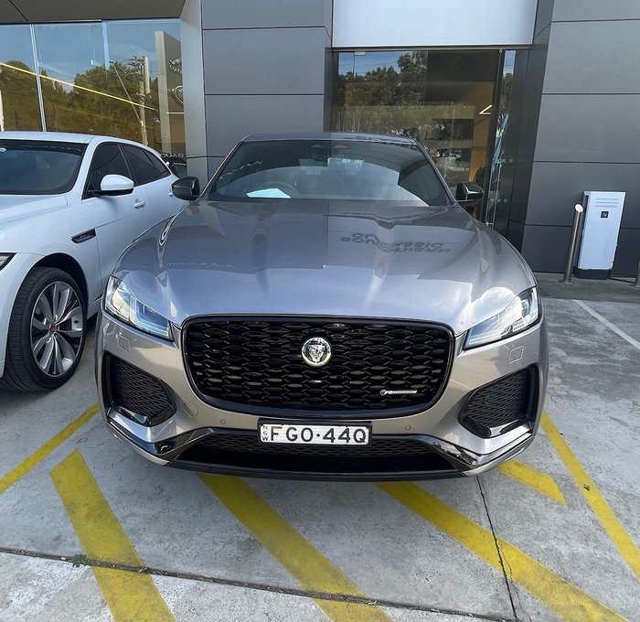 2023 Jaguar F-PACE P250 R-Dynamic S