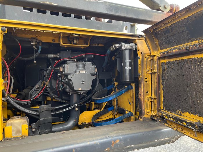 2008 Komatsu Pc300-8 Yellow