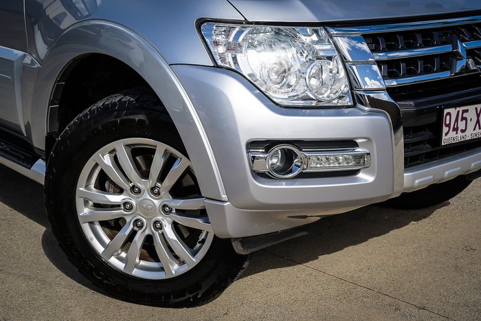 2017 MITSUBISHI PAJERO GLX LWB (4x4)