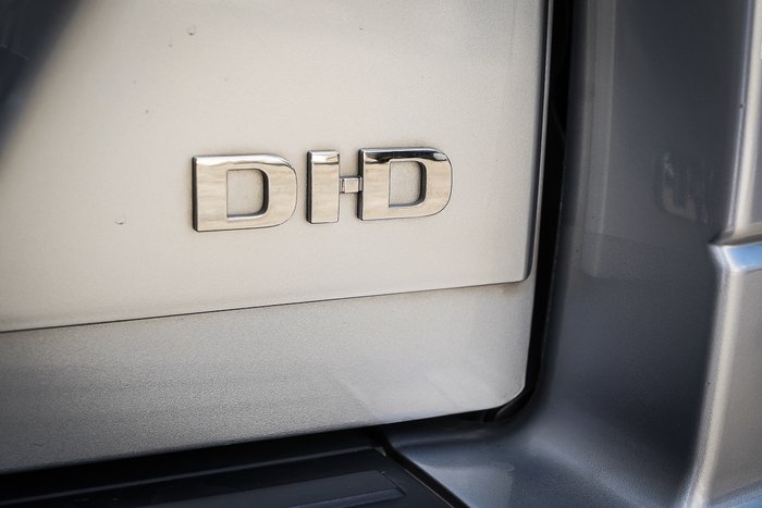 2017 MITSUBISHI PAJERO GLX LWB (4x4)