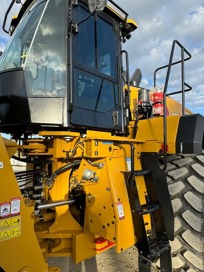 2024 Caterpillar 982-Sz
