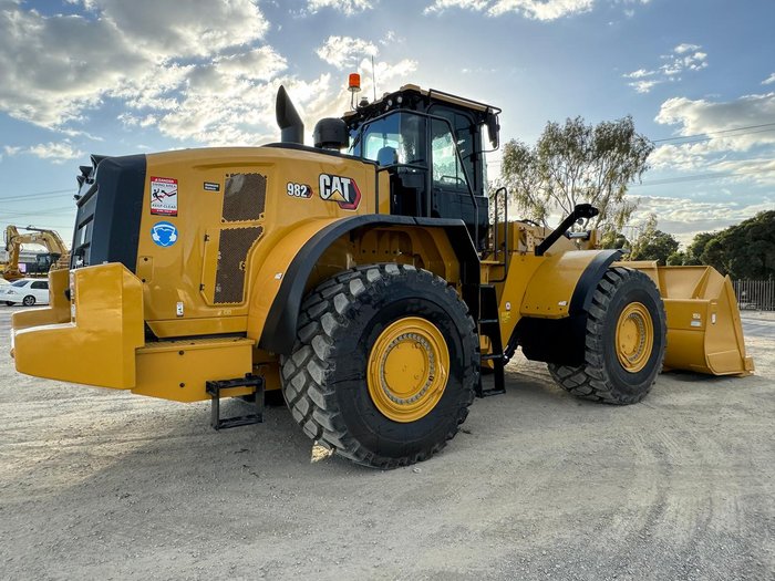 2024 Caterpillar 982-Sz