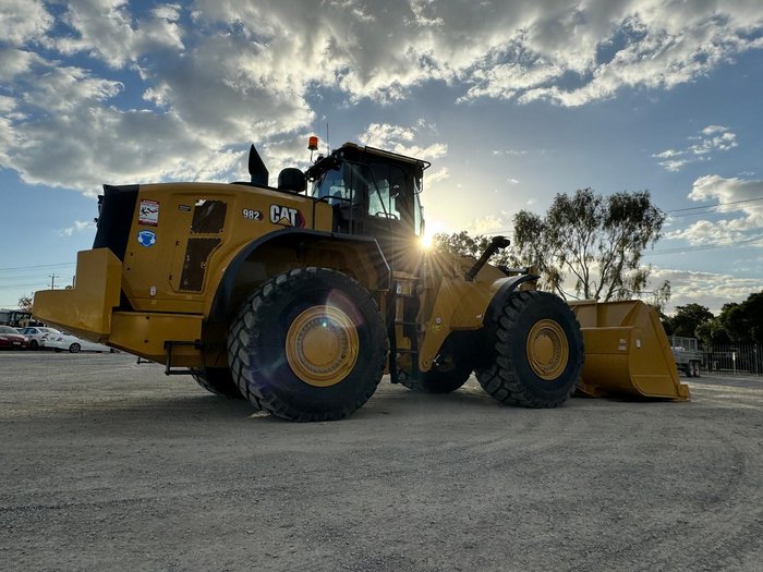 2024 Caterpillar 982-Sz
