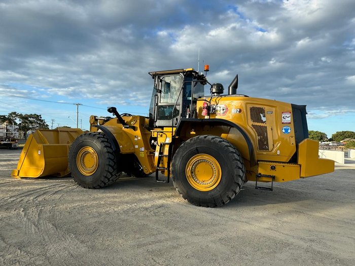 2024 Caterpillar 982-Sz