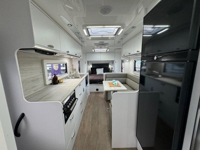 2023 Crusader Excalibur Serenity 21'11Ft Couples Van - Immediate Delivery