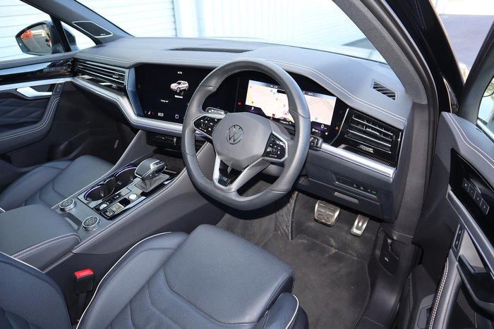 2024 Volkswagen Touareg 210TDI R-Line