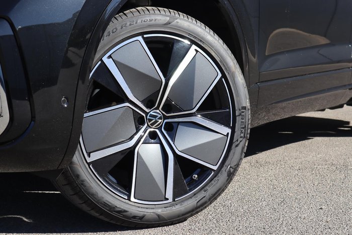 2024 Volkswagen Touareg 210TDI R-Line