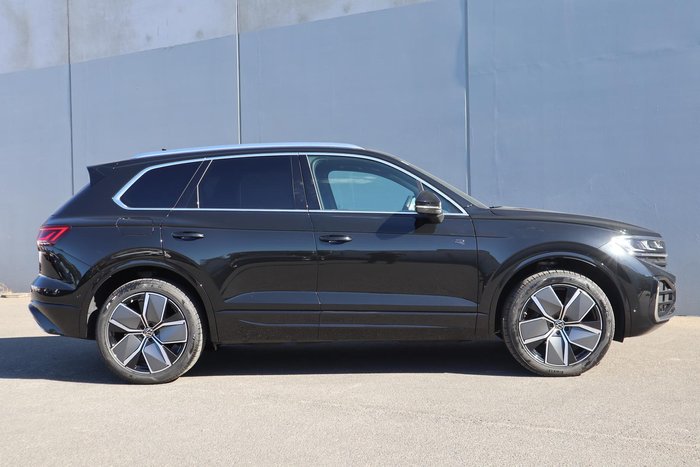 2024 Volkswagen Touareg 210TDI R-Line